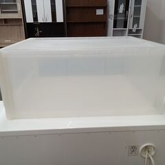 ★ジモティ割あり★  衣装ｹｰｽ ホワイト×クリア H24×D55×W44 クリーニング済み MT2757の画像