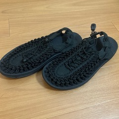 スニーカー風サンダル　
未使用品の画像