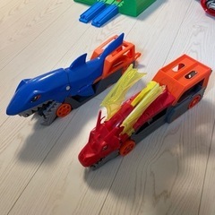 トミカ　自動車おもちゃ