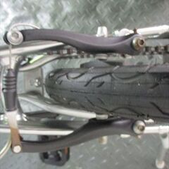 D828　★　17800円★　折りたたみ中古自転車【16インチ　シルバー　アルミフレーム 】 の画像
