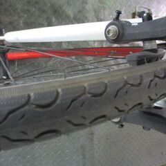 Ｄ836　★12800円★整備済み スポーツ中古自転車 【クロスバイク　白　52ｃｍ】の画像