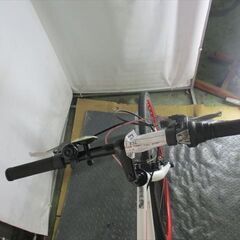 Ｄ836　★12800円★整備済み スポーツ中古自転車 【クロスバイク　白　52ｃｍ】の画像