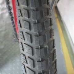 D837　★限定特価★ 中古自転車 【　26インチ　赤　軽快車　6段　LEDオートライト 】の画像