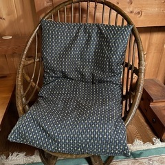 円形　ラタンチェアの画像