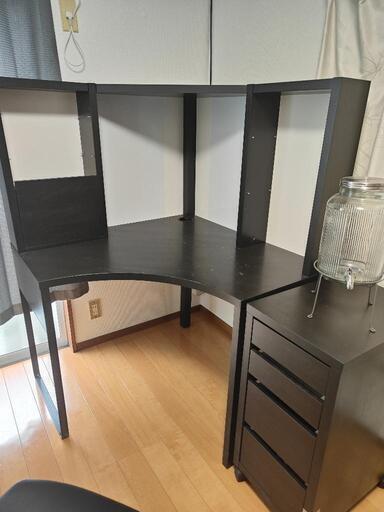 IKEA　MIKKE　コーナーデスク　棚　椅子
