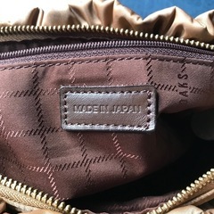 未使用に近いレディースバックDAKSの画像