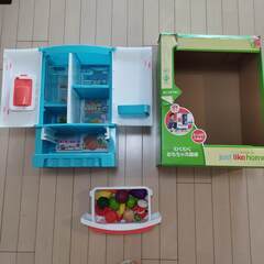 冷蔵庫、掃除機、電子レンジ３点セットの画像