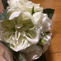 高島屋6階の造花店で購入した造花の画像