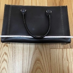 ビジネスバッグ　（レディース）
