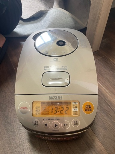 ZOJIRUSHI  炊飯器