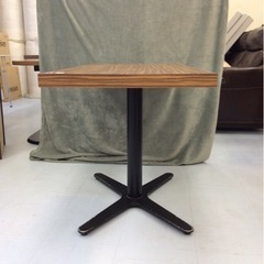 【値下げしました】業務用ダイニングテーブル　レストランテーブル　ダイニングテーブル No.2940の画像