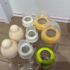 コンビ除菌じょーずα と哺乳瓶8本セットの画像