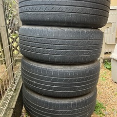 ホンダ ヴェゼル純正ホイル・タイヤセット