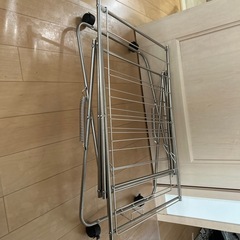 人気　洗濯物干し　ステンレスの画像