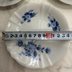 ナゴヤセラミック　レトロ　青い花柄のカップとソーサー 3個セット　の画像
