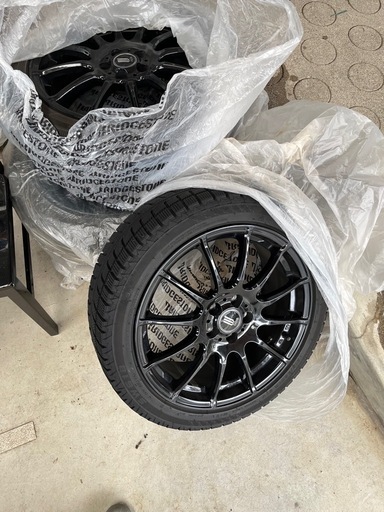 ブラックホイール　17インチ　スタッドレス