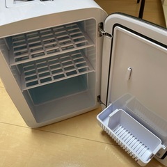 小型冷蔵庫の画像