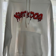 ナスティードッグトレーナーの画像