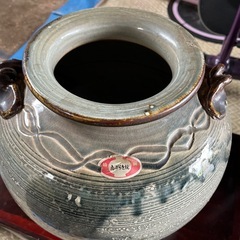 志楽焼【信楽焼】の大きな壺　台付の画像