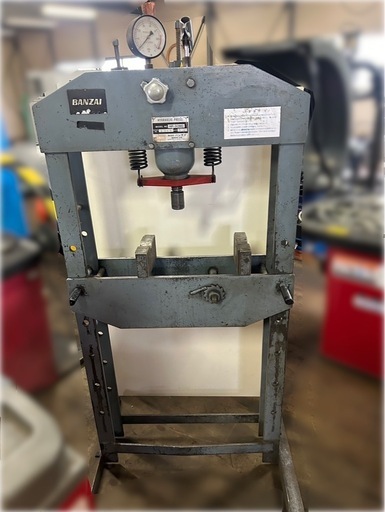 油圧プレス／門型プレス／圧力計付き／HP-30MD／15t／バンザイ