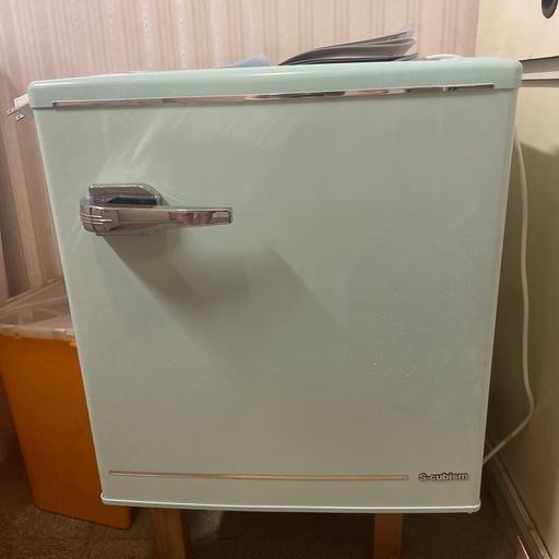 小型冷蔵庫