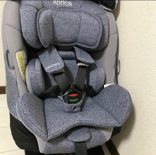 チャイルドシート アップリカ　ISOFIX