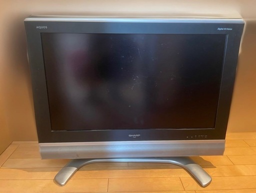 シャープ AQUOS 32V型    2007年製  普通に映ります！