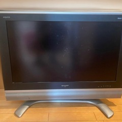 シャープ AQUOS 32V型    2007年製  普通に映ります！