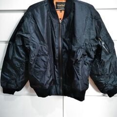 ジャンパー（黒色）　未使用品