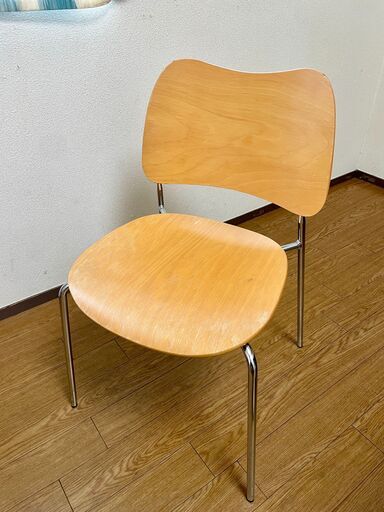 椅子【LAMMHULTS ラムホルツ】スタッキングチェア、2脚