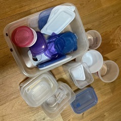 【定型文お断り】中古　プラスチック容器