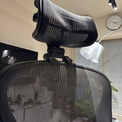 ハーマンミラー アーロンチェア サイズBの画像