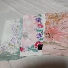 ブランドハンカチ３枚組