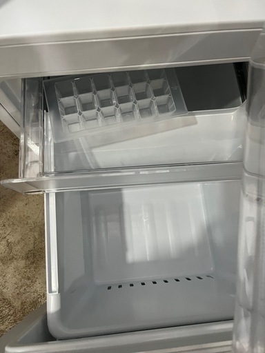 美品YAMADA冷蔵庫2023年156L2ドア　送料無料