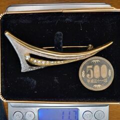 174 ブローチ（石１個欠落）の画像