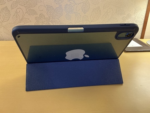 iPad (第 10 世代) (iPad 10.9 インチとも呼ばれます)。傷はありません。良い状態。