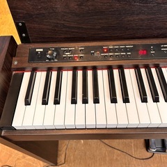 4717 【程度良好】LP-380RW KORG 電子ピアノの画像