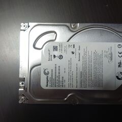 ハードディスク６台の画像