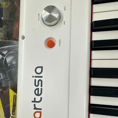ジモティ来店特価!!　　電子ピアノ　artesia　ホワイト　　J-10248の画像