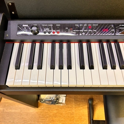 4718 【程度良好】LP-380BK KORG