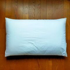 枕    