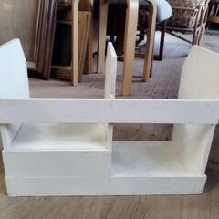 木製 ブックスタンド 本立て ペイント家具 ホワイト　/TJ-2066 2F南の画像
