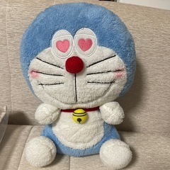 ドラえもん　ぬいぐるみ　大きめ