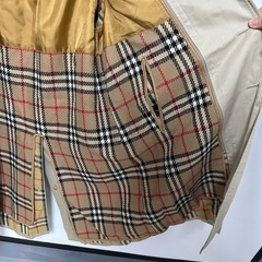 Burberryバーバリー コートの画像