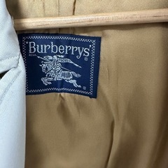 Burberryバーバリー コートの画像