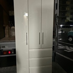 美品　人気ニトリのワードローブ　ホワイト