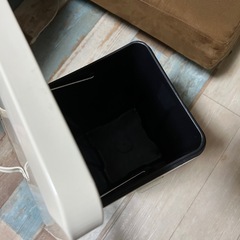 ゴミ箱の画像