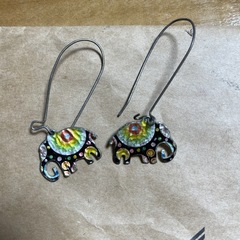 ピアス