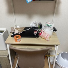 パソコンデスク