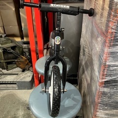 キックバイク　ストライダー　STRIDER12 黒　（幼児用自転車）の画像
